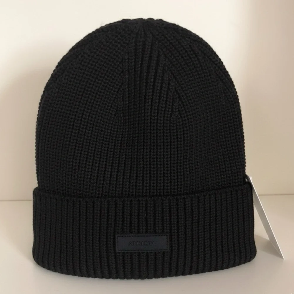 Athleta thick knit wool cotton all black beanie